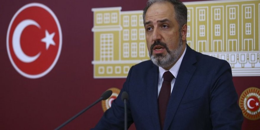 Ak Parti Milletvekili Mustafa Yeneroğlu, istifa etti