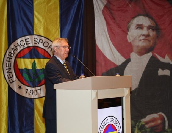 Aziz Yıldırım: “2011’de operasyon yapılmasaydı, Fenerbahçe zirve yapardı”