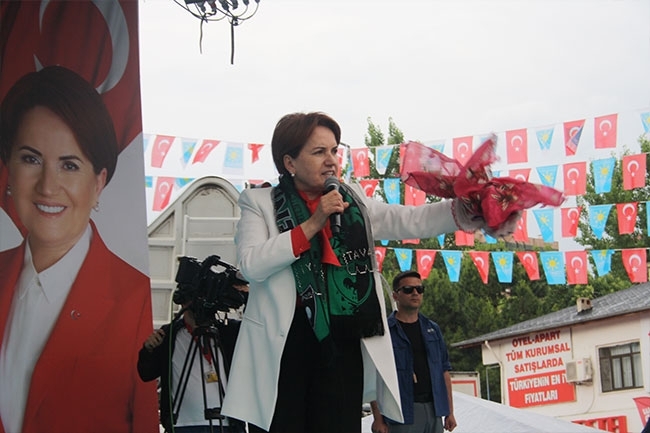 Meral Akşener, Erdoğan’a böyle seslendi: “Yazıktır, evine dön ve torunlarınla zaman geçir”