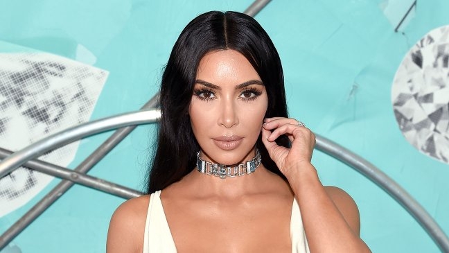Kim Kardashian, avukat oluyor