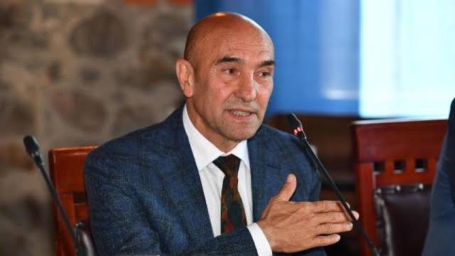 İzmir Büyükşehir Belediye Başkanı Tunç Soyer: WhatsApp grubu, kurulduğuyla kaldı