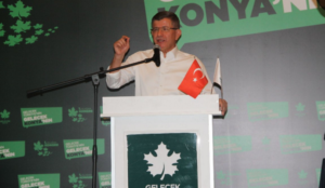   Gelecek Partisi Genel Başkanı Ahmet Davutoğlu, partisinin İstanbul İl