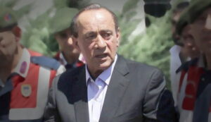 CHP Genel Başkanı Kemal Kılıçdaroğlu, avukatı Celal Çelik aracılığıyla organize