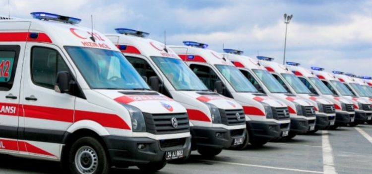 İstanbul’a 61 ambulans geldi