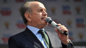 Coronavirüse yakalandığı için uzun süredir hastanede tedavi gören ve bugün