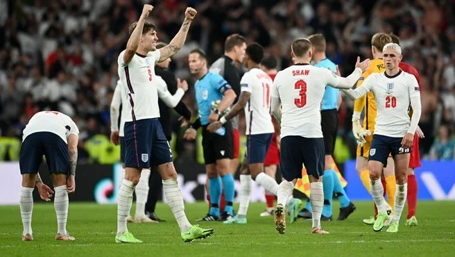 EURO 2020’de finalin adı belli oldu!