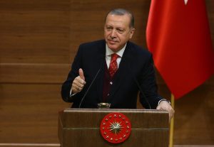 Cumhurbaşkanı Recep Tayyip Erdoğan, “Meclis’in ara vermesiyle hepimiz arazide, meydanlarda