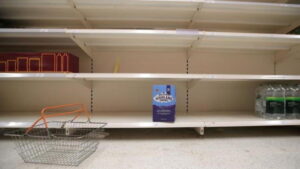 LONDRA (AA) – İngiltere’de TIR ve kamyon şoförü eksikliğinden kaynaklanan