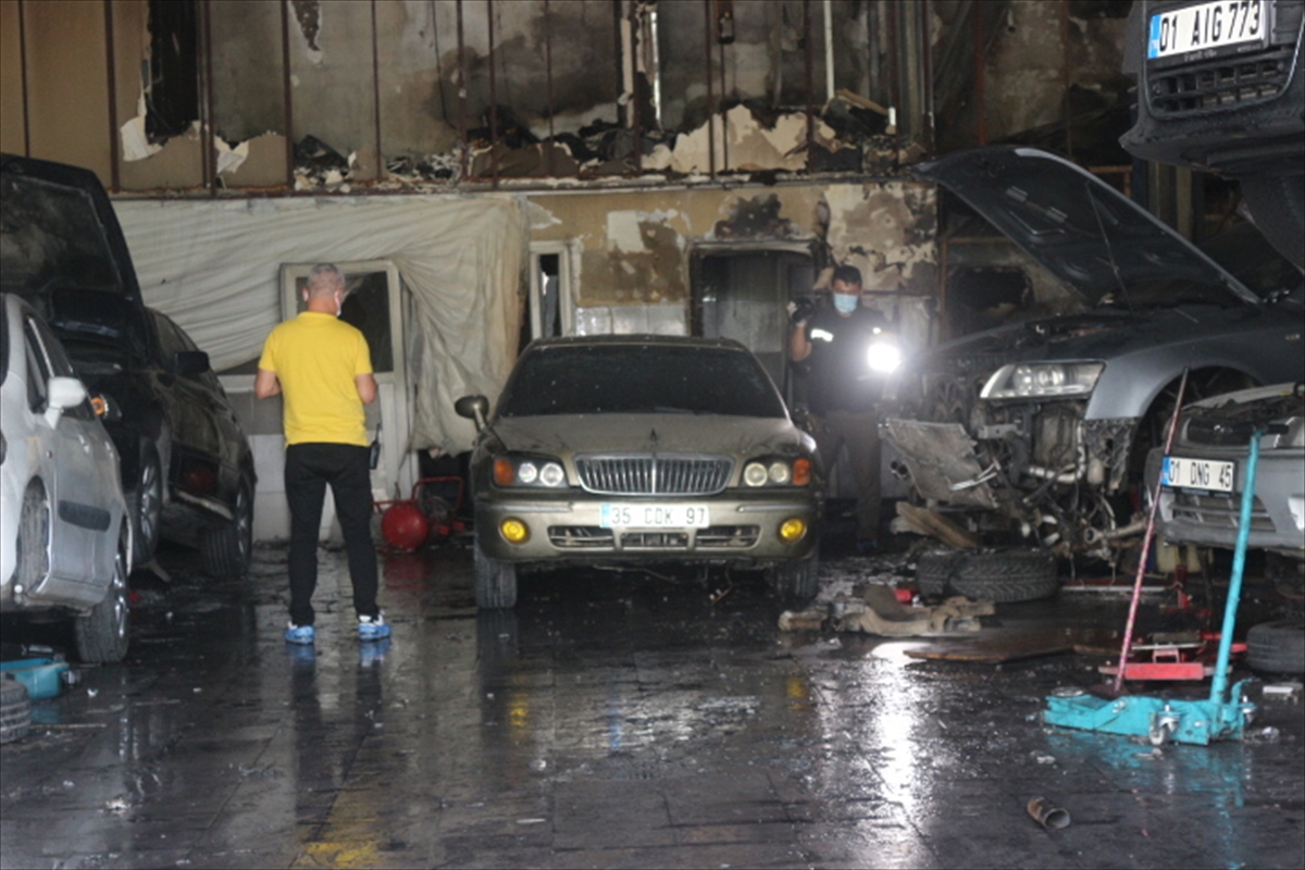 Adana'da tamir atölyesinde çıkan yangında 3 araçta hasar oluştu