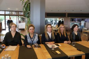 Edirne’nin iğne oyasıyla hazırlanan yemenileri ve bölgede “çetik” olarak adlandırılan