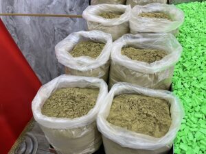 İSTANBUL (AA) – İstanbul'da uyuşturucu satıcılarına yönelik iki ayrı operasyonda