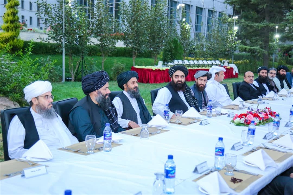Taliban'ın “Dışişleri Bakan Vekili” Muttaki, yabancı misyon temsilcileriyle bir araya geldi