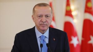 Cumhurbaşkanı Erdoğan: ABD terör örgütlerini desteklememeli Cumhurbaşkanı Erdoğan, terör örgütlerine