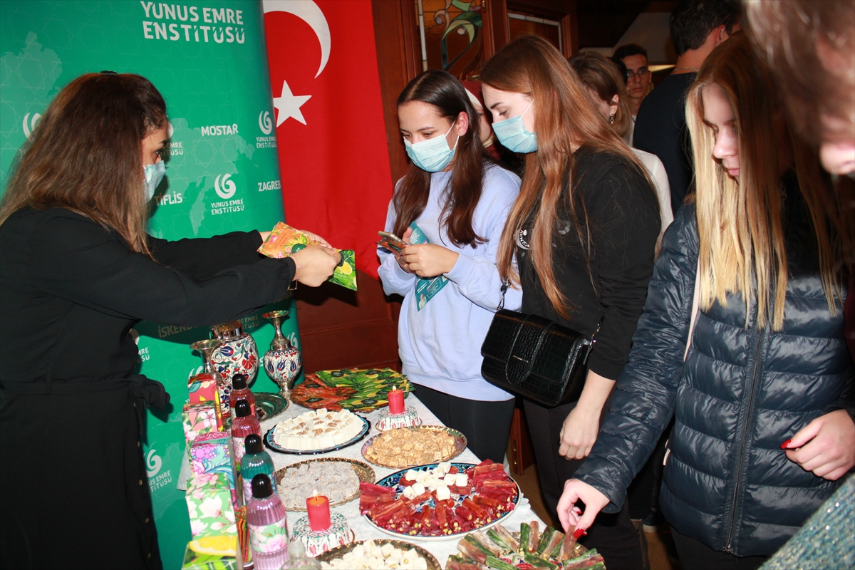 Ukrayna'da “Türk Kültüründe Lokum ve Kolonya” konferansı düzenlendi