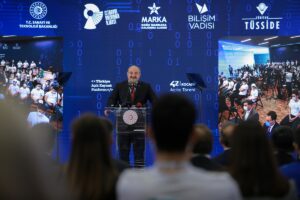 ANKARA (AA) – Sanayi ve Teknoloji Bakanı Mustafa Varank, yeni