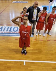 - Basketbolda Türkiye, Portekiz'i 32-10 yendi