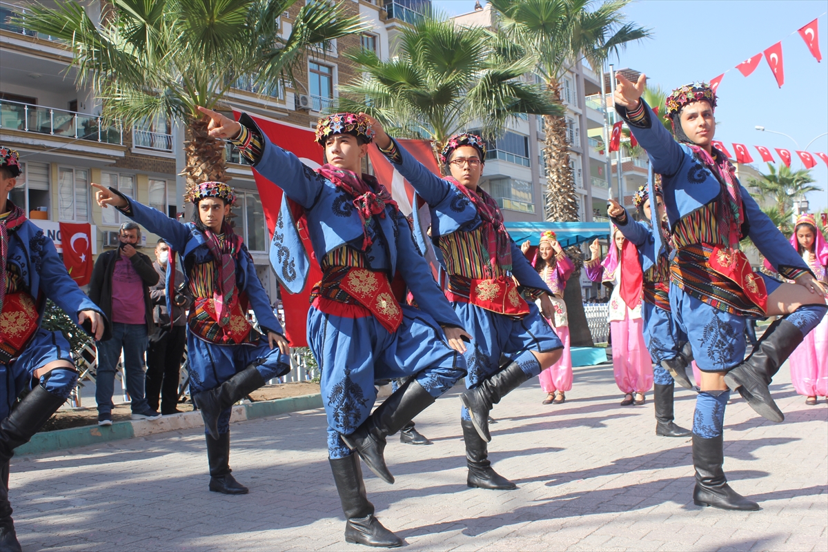 Adana, Mersin, Hatay ve Osmaniye'de 29 Ekim Cumhuriyet Bayramı kutlandı