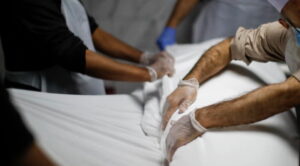 ABD’de, yeni tip koronavirüs (Kovid-19) salgını nedeniyle yaşamını yitirenlerin sayısı