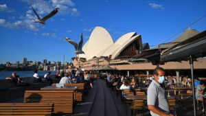 - Ülkede son 24 saatte 2 bin 148 vaka kaydedildi,