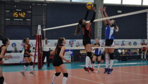 - Milli takım, finalde İtalya'yı 3-2 yenerek altın madalyaya uzandı