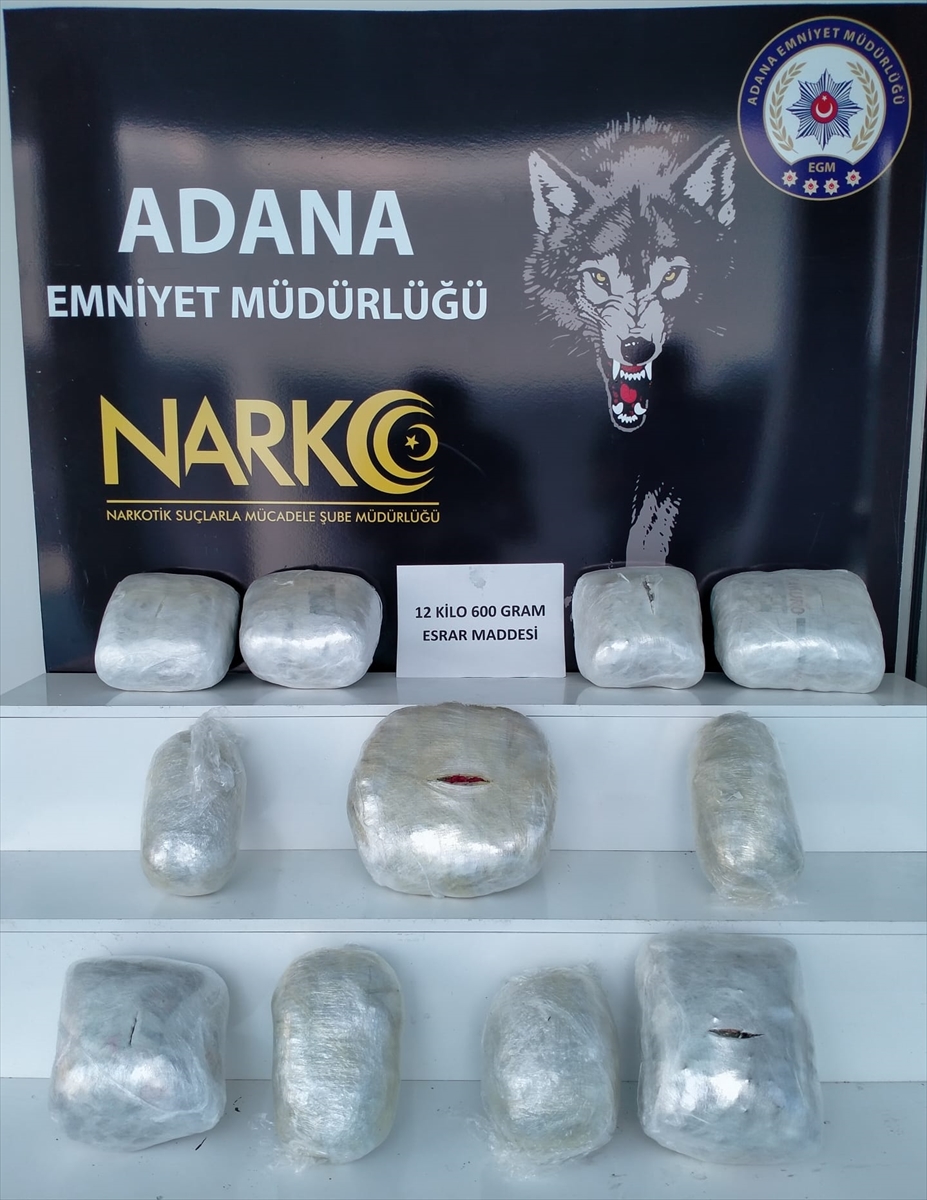 Adana'da 2 tırda 12 kilo 600 gram esrar bulundu
