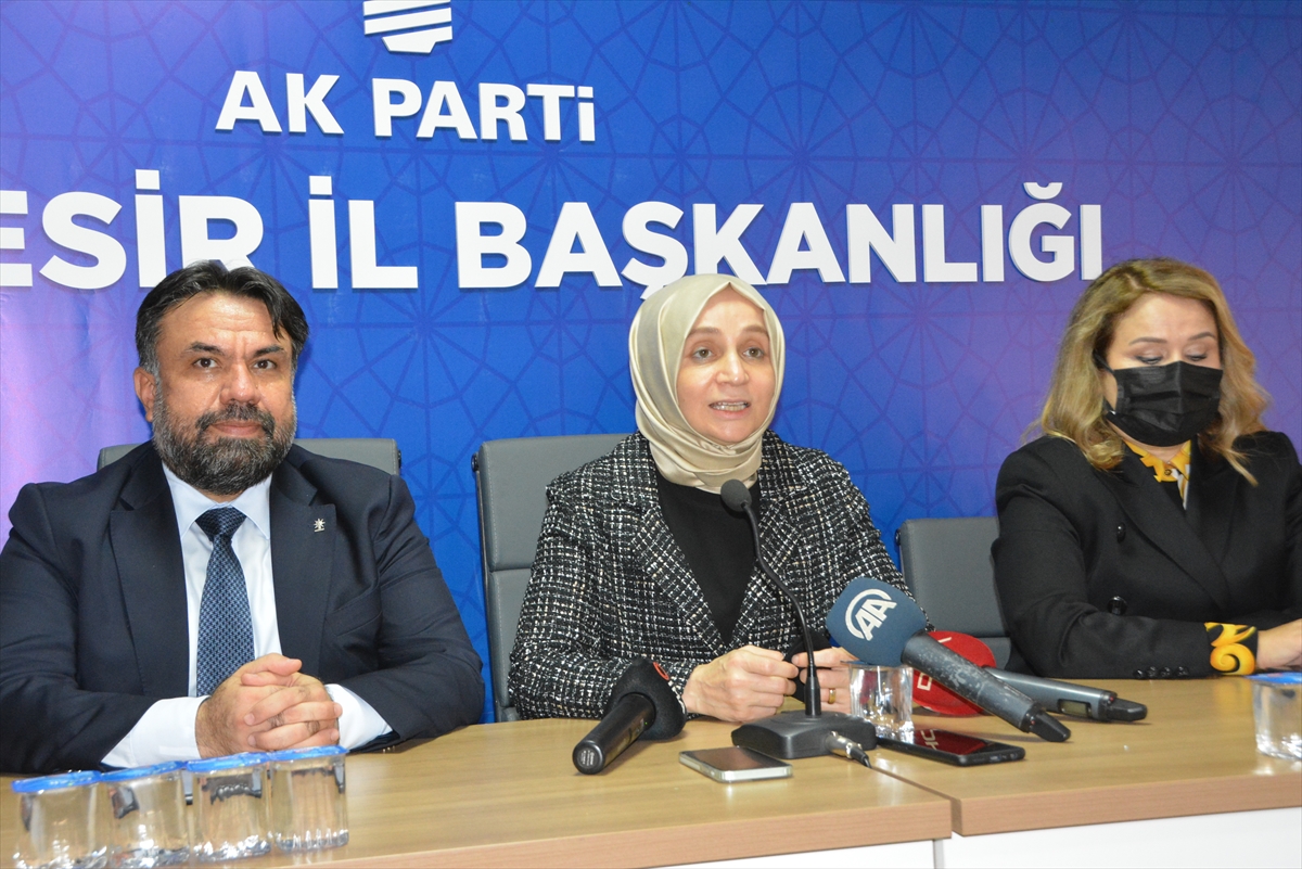AK Parti Genel Başkan Yardımcısı Usta, partisinin Balıkesir İl Başkanlığında konuştu: