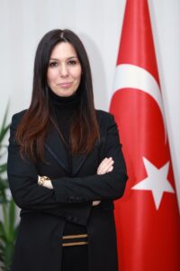 - "Cumhuriyet, milli birlik ve beraberlik ruhunu koruyarak aydınlık bir