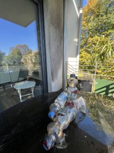 SOLİNGEN (AA) – Almanya'nın Solingen kentinde balkonlarına atılan molotofkokteyli ile