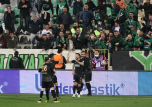 - Altaş Denizlispor: 1 - Kocaelispor: 1