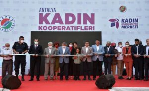 ANTALYA (AA) – Antalya'da 10 ilden kadın girişimcilerin ve kooperatiflerin