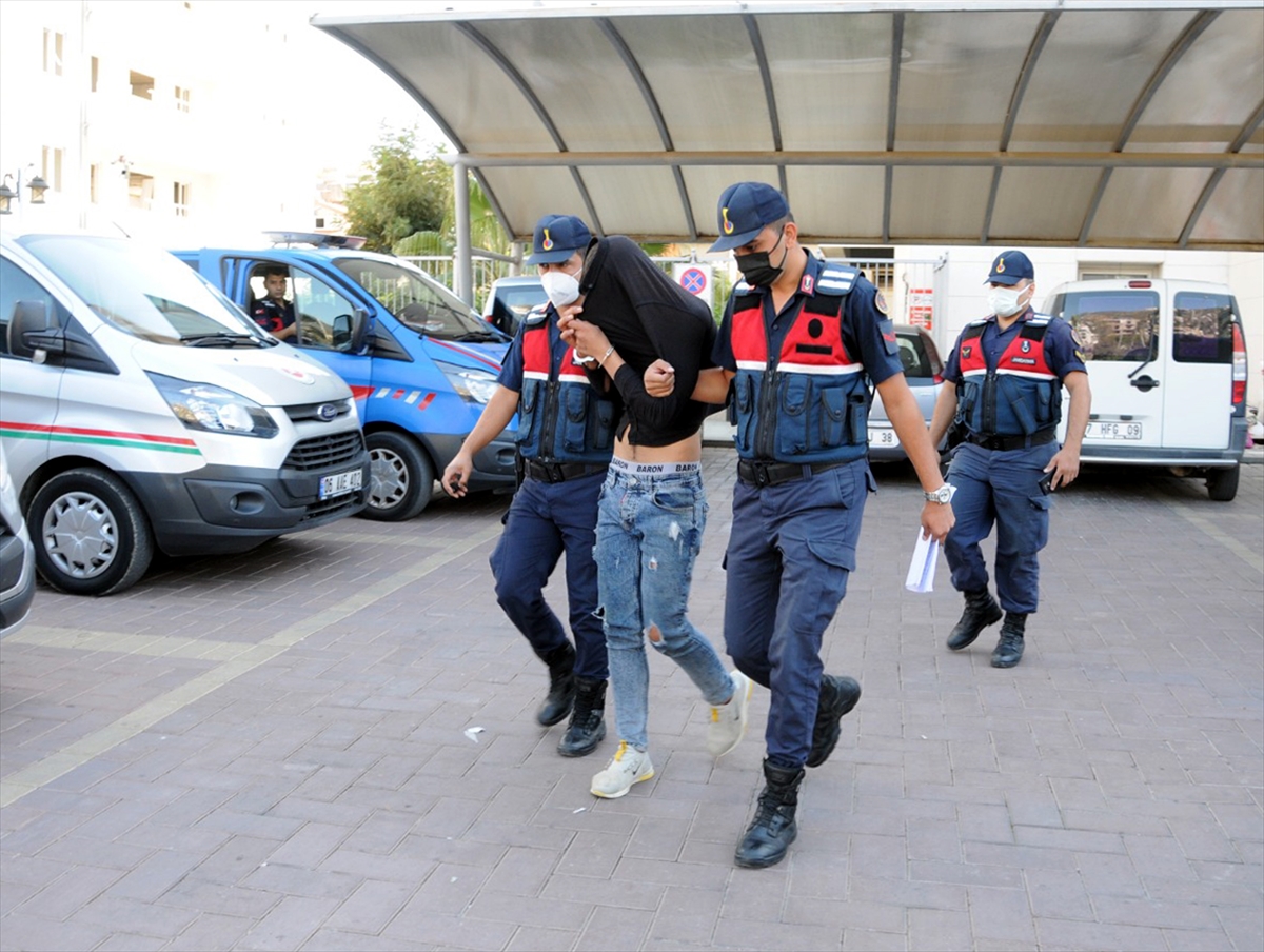Antalya'da silahlı kavgada bir kişiyi yaralayan şüpheli tutuklandı
