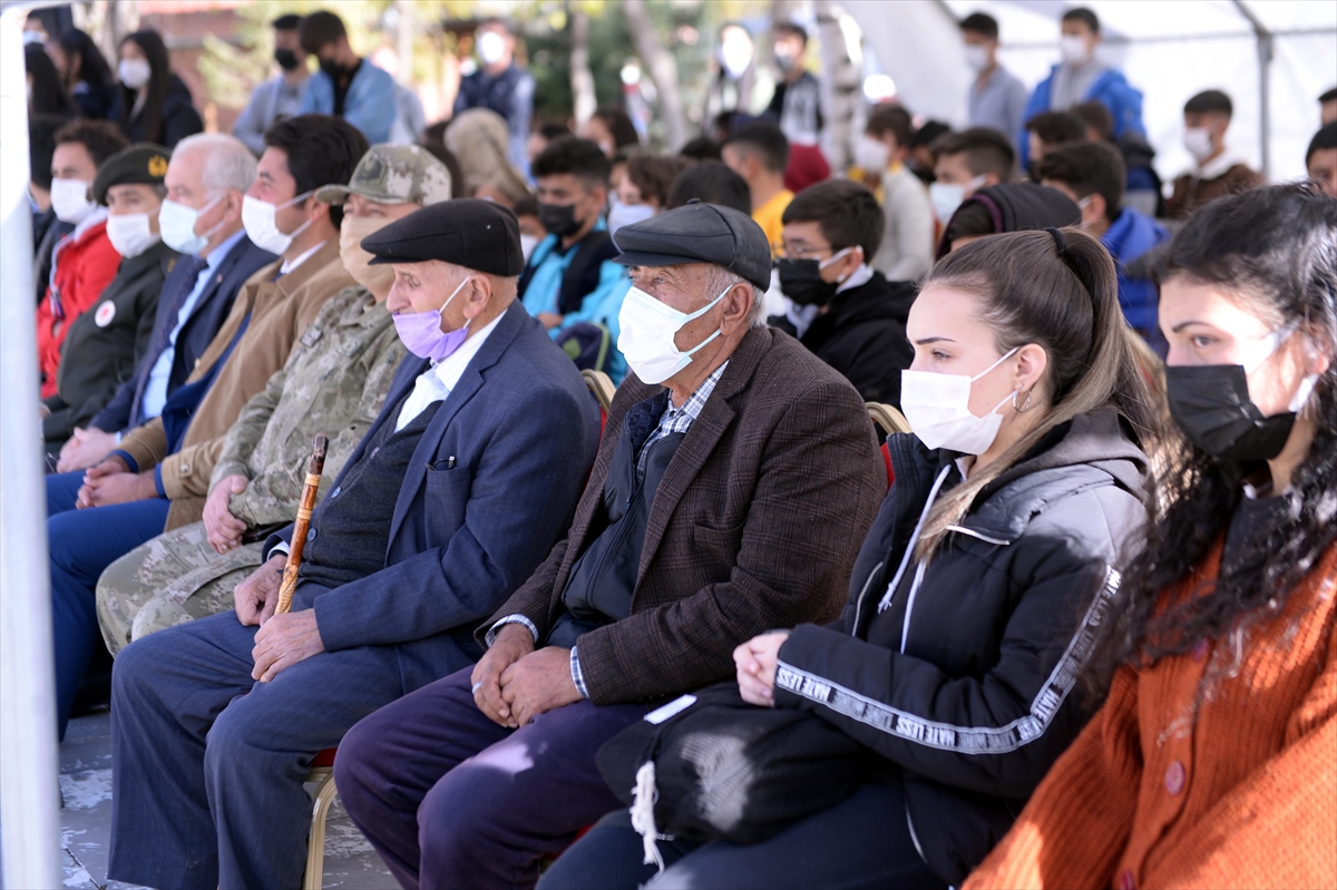 Ardahan'da 9. Kolordu Komutanlığına bağlı bando takımı konser verdi