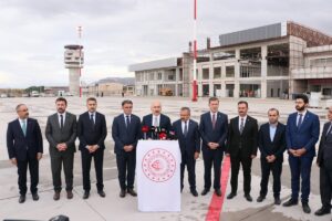 TOKAT (AA) – Ulaştırma ve Altyapı Bakanı Adil Karaismailoğlu, yapım