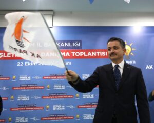 - "Siyasetten ari konuşalım çünkü salgın da bize bunu gösterdi