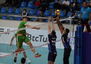 Voleybol: AXA Sigorta Efeler Ligi - Bingöl Solhanspor: 0 - Arkas Spor: 3