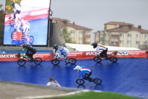 SAKARYA (AA) – Uluslararası Bisiklet Birliğince (UCI) Sakarya'da düzenlenen BMX