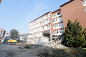 BURSA (AA) – Bursa'nın İnegöl ilçesinde 34 senedir hizmet veren