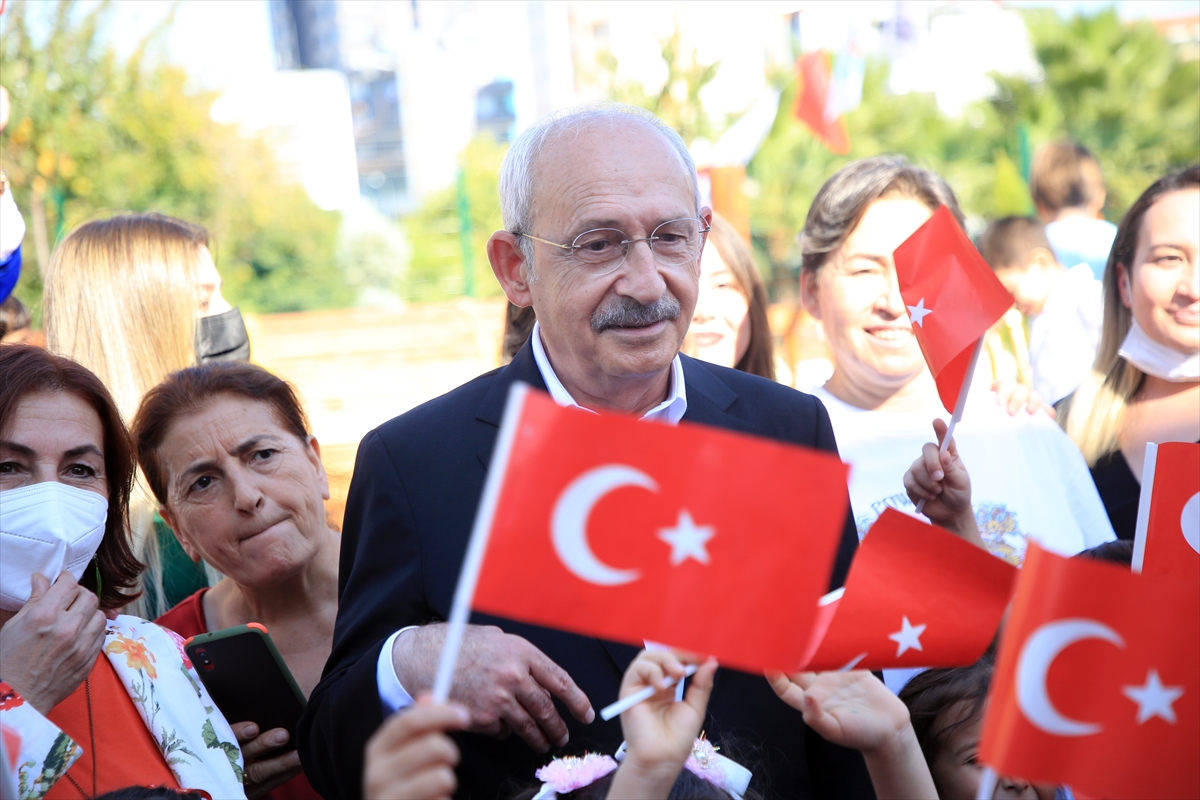 CHP Genel Başkanı Kılıçdaroğlu, Mezitli Belediyesi Kültür Merkezi açılışına katıldı:
