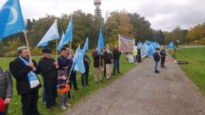 İsveç’in başkenti Stockholm’de, Çin’in Uygur Türklerine yönelik politikalarına karşı protesto