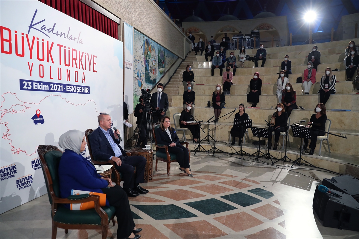 Cumhurbaşkanı Erdoğan, “Kadınlarla Büyük Türkiye Yolunda” programında konuştu: (2)