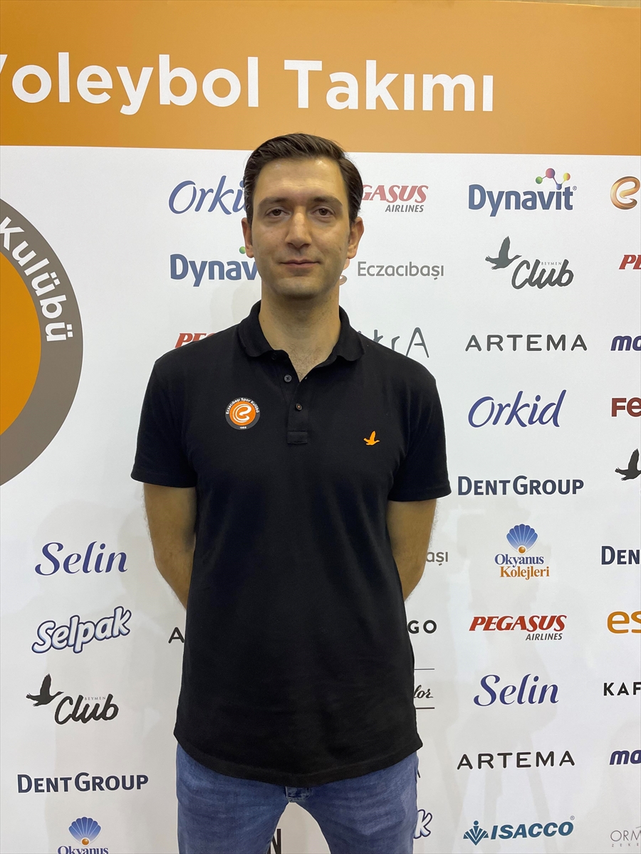 Eczacıbaşı Dynavit Başantrenörü Ferhat Akbaş, yeni sezon öncesi iddialı: