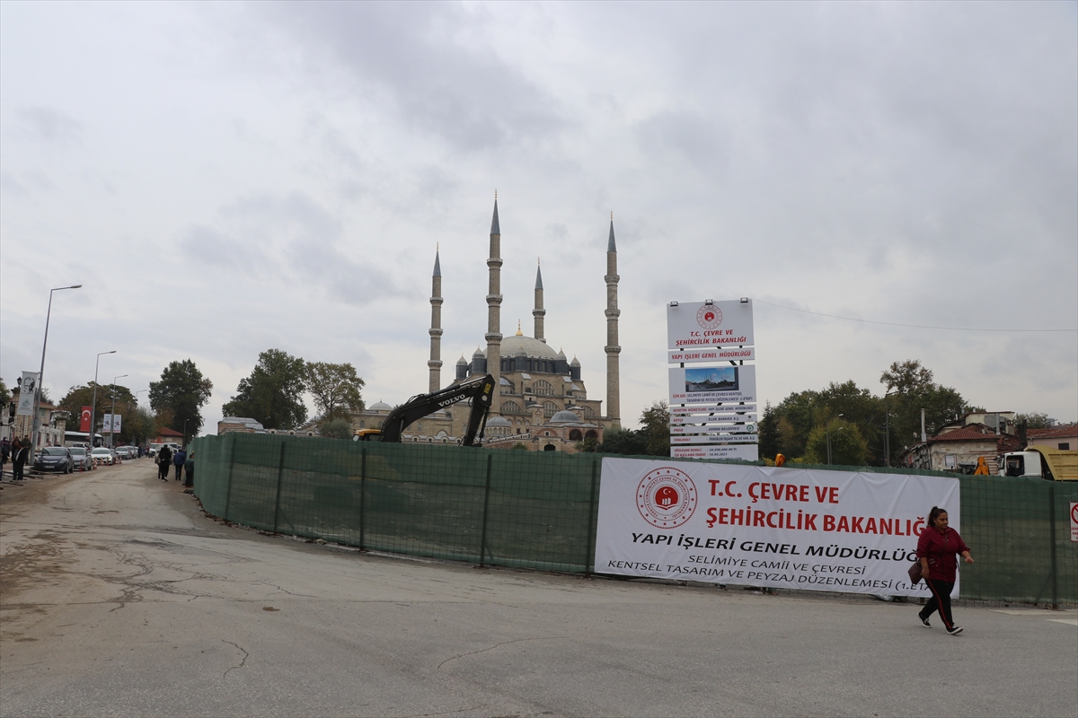 Edirne Belediye Başkanı Gürkan'dan Selimiye Meydanı düzenleme çalışmaları hakkında açıklama: