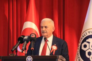 - "5G teknolojisini de yerli yapıyoruz. İlk defa 5G teknolojisi