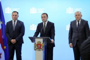 Gürcistan Başbakanı İrakli Garibaşvili, 8 yıl sonra ülkesine dönen eski