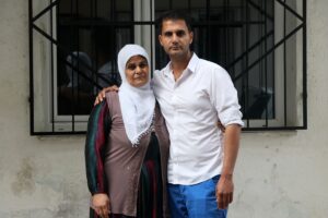 İZMİR (AA) – İzmir'de, yıllar önce ayrıldığı eşi tarafından cami