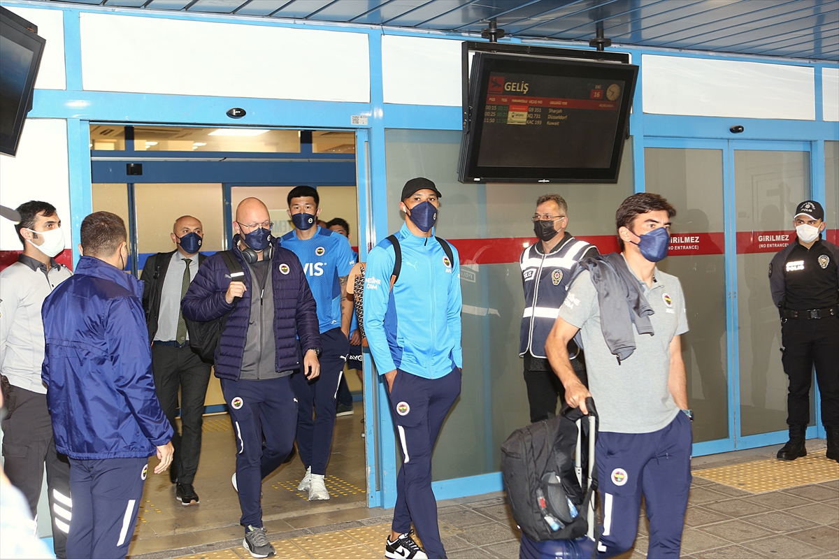 Fenerbahçe kafilesi, Trabzon'a geldi