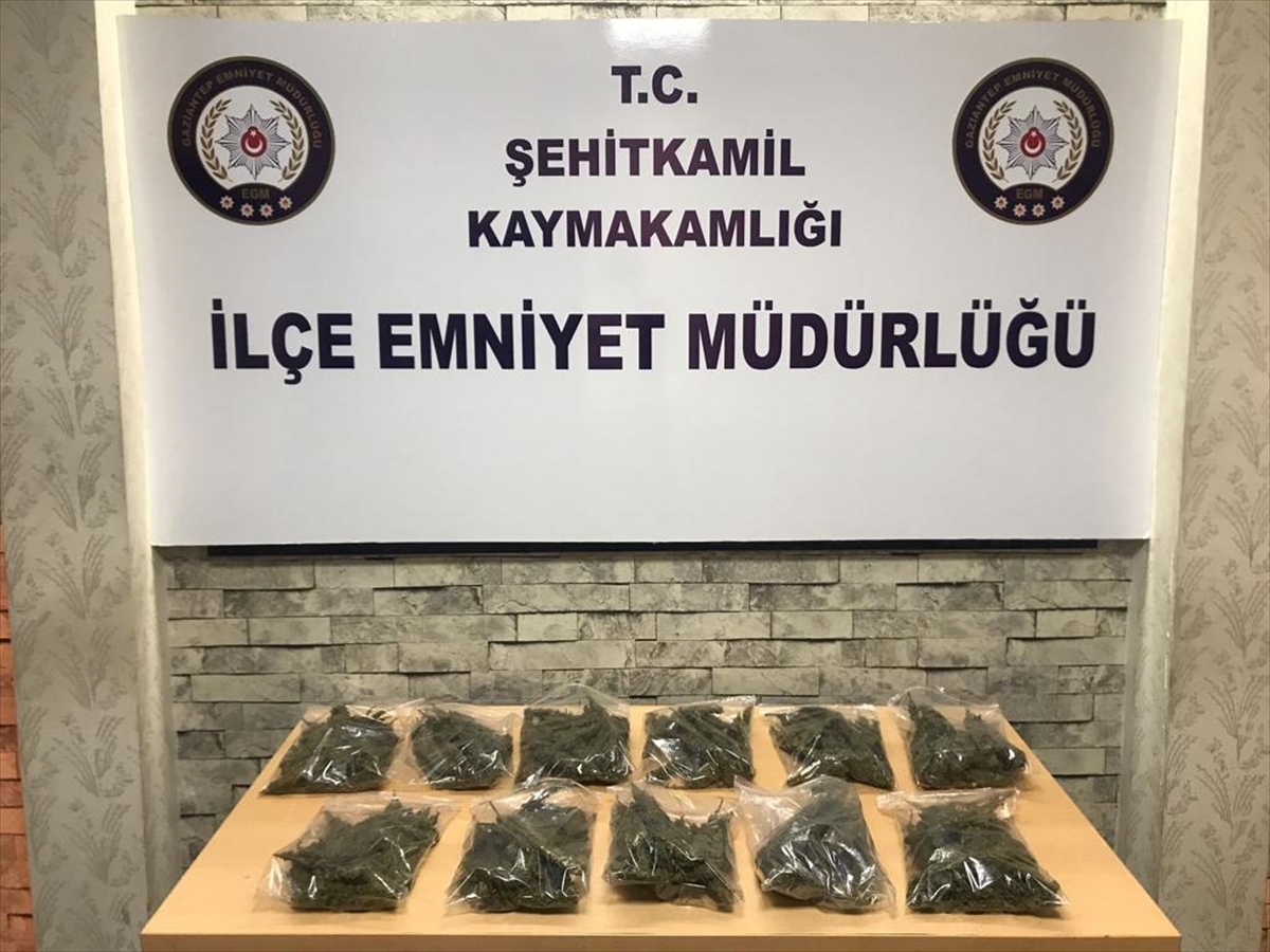Gaziantep'te evinde 1,4 kilogram esrar ele geçirilen zanlı tutuklandı