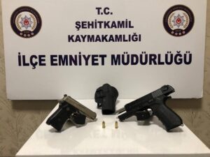 GAZİANTEP (AA) – Gaziantep'te farklı tarihlerde silah kaçakçılarına yönelik düzenlenen