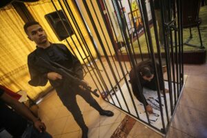 GAZZE (AA) – Abluka altındaki Gazze'de İsrail cezaevlerindeki Filistinli tutuklularla