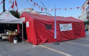 GİRESUN (AA) – Giresun'da yeni tip koronavirüs (Kovid-19) aşı çadırına